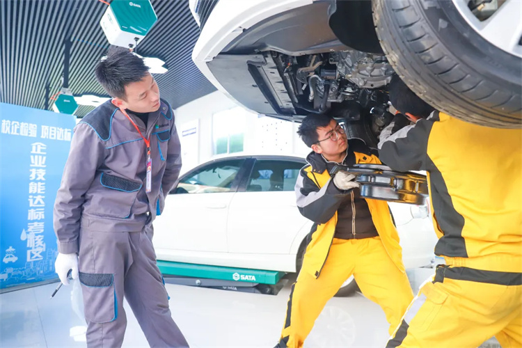 转学学技术，家长到底该不该支持？