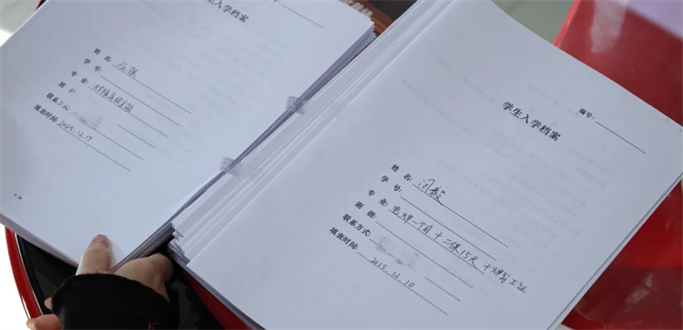 从“学历赛道”到“技能战场”：大学生为何转身拥抱焊接蓝海？