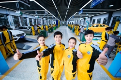 校企合作持续发力 保障学子高薪就业