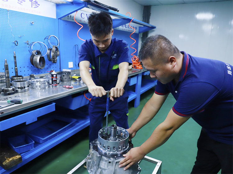 技术精湛,坚守本心——回访优秀毕业学子李响